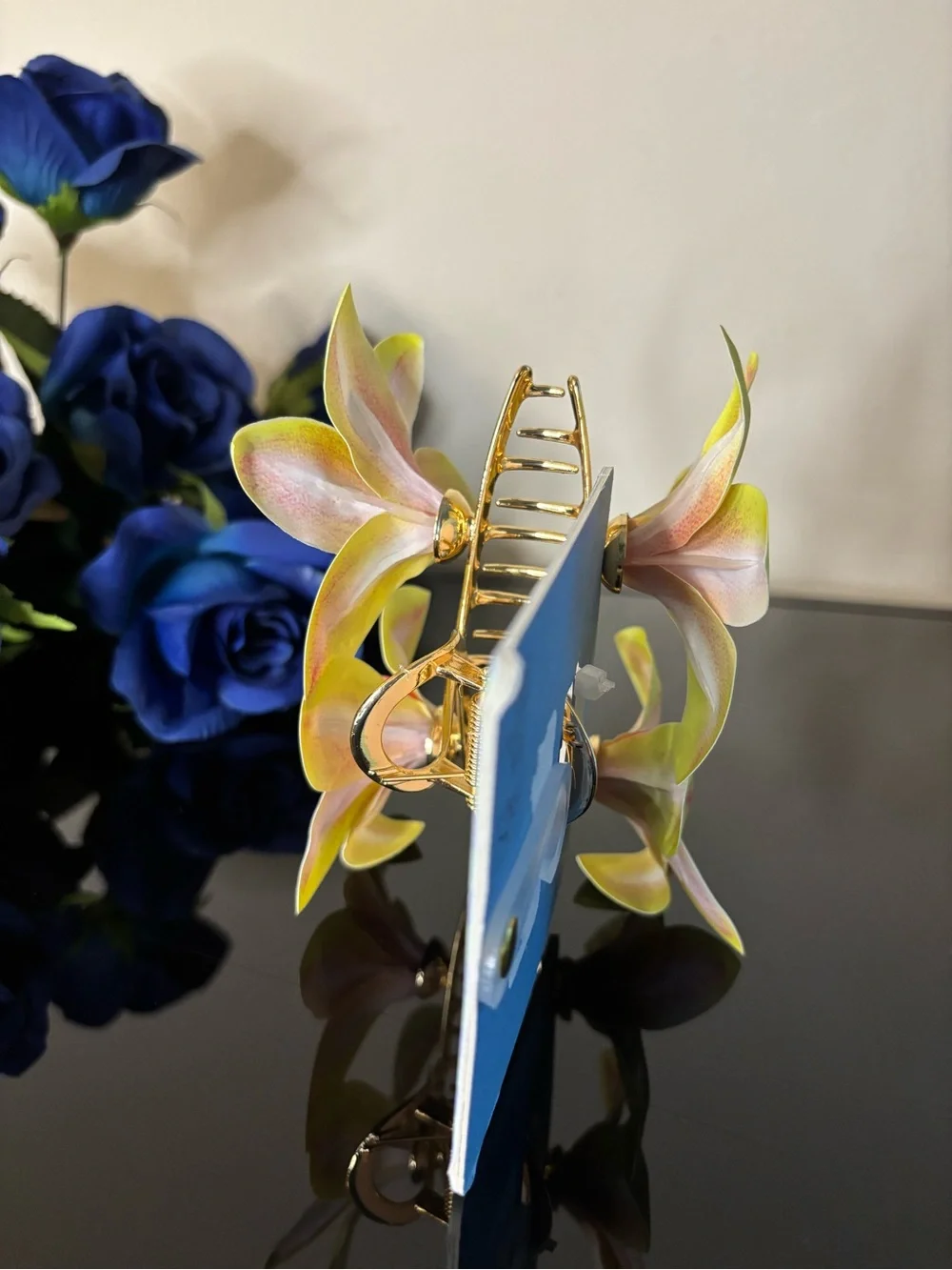 NWT Piper K Large Yellow Orchid Floral Jaw Clip